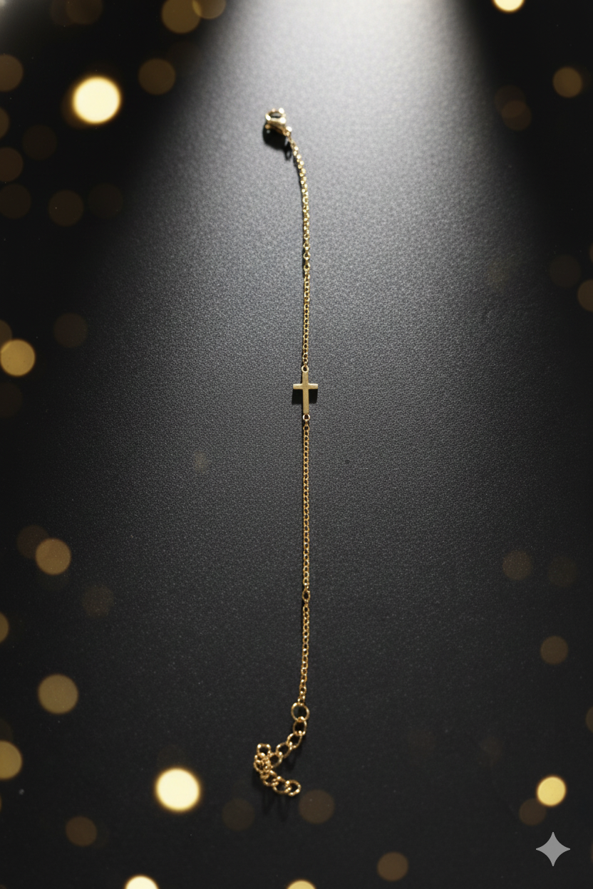 Pulsera FE Delicada con Cruz Minimalista | Ajustable - Chapada en Oro 18k
