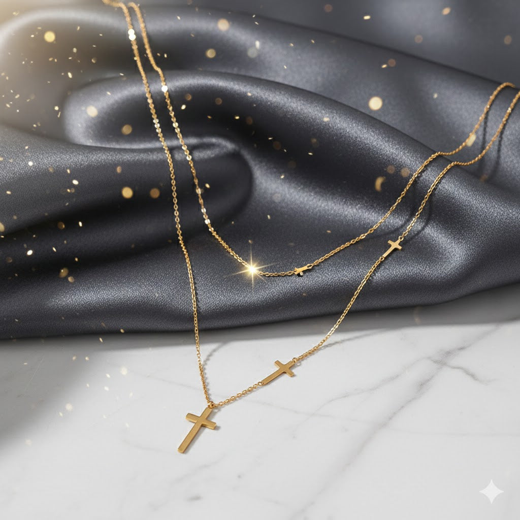 Collar de cadena de clavícula con colgante de cruz de doble capa